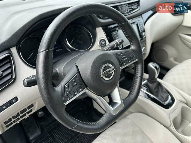 Ниссан Rogue Sport, объемом двигателя 2 л и пробегом 84 тыс. км за 16500 $, фото 12 на Automoto.ua