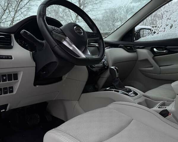 Ниссан Rogue Sport, объемом двигателя 2 л и пробегом 33 тыс. км за 18300 $, фото 12 на Automoto.ua