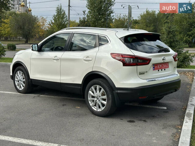 Ниссан Rogue Sport, объемом двигателя 2 л и пробегом 84 тыс. км за 16500 $, фото 5 на Automoto.ua