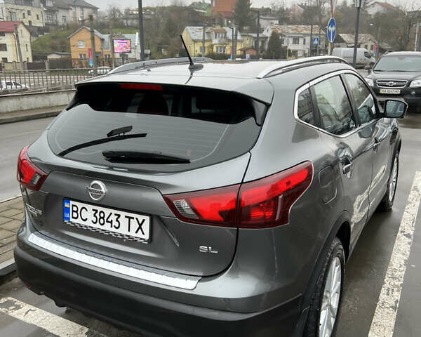 Сірий Ніссан Rogue Sport, об'ємом двигуна 2 л та пробігом 152 тис. км за 14900 $, фото 14 на Automoto.ua