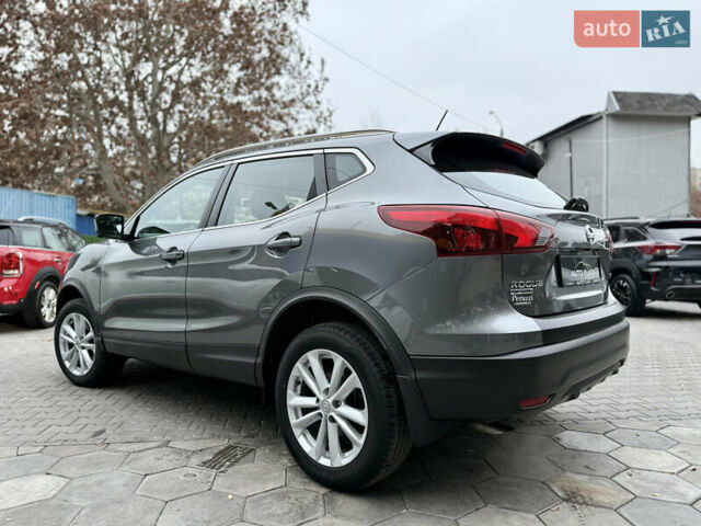 Сірий Ніссан Rogue Sport, об'ємом двигуна 2 л та пробігом 60 тис. км за 17500 $, фото 32 на Automoto.ua