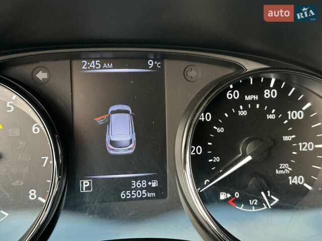 Серый Ниссан Rogue Sport, объемом двигателя 2 л и пробегом 65 тыс. км за 13000 $, фото 7 на Automoto.ua