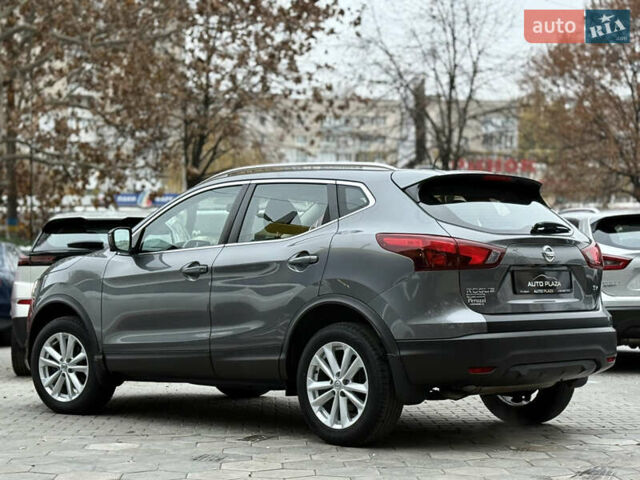 Сірий Ніссан Rogue Sport, об'ємом двигуна 2 л та пробігом 60 тис. км за 17500 $, фото 36 на Automoto.ua