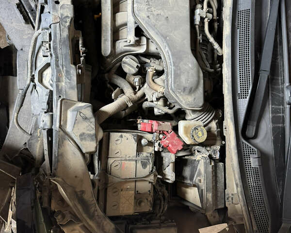 Серый Ниссан Rogue Sport, объемом двигателя 2 л и пробегом 63 тыс. км за 8000 $, фото 17 на Automoto.ua