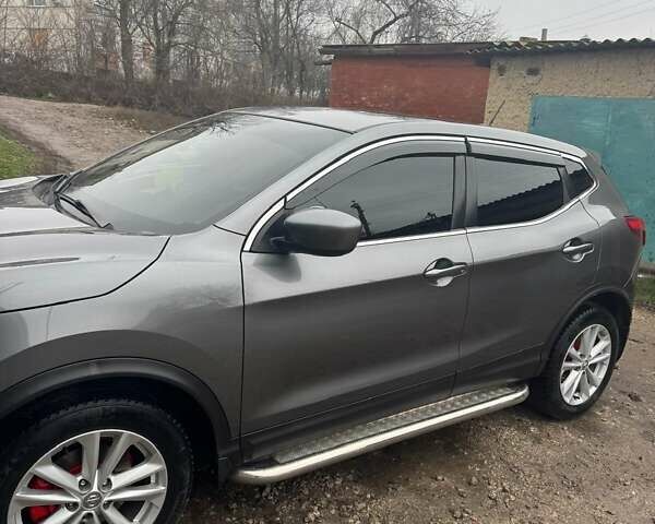 Сірий Ніссан Rogue Sport, об'ємом двигуна 2 л та пробігом 96 тис. км за 13700 $, фото 9 на Automoto.ua