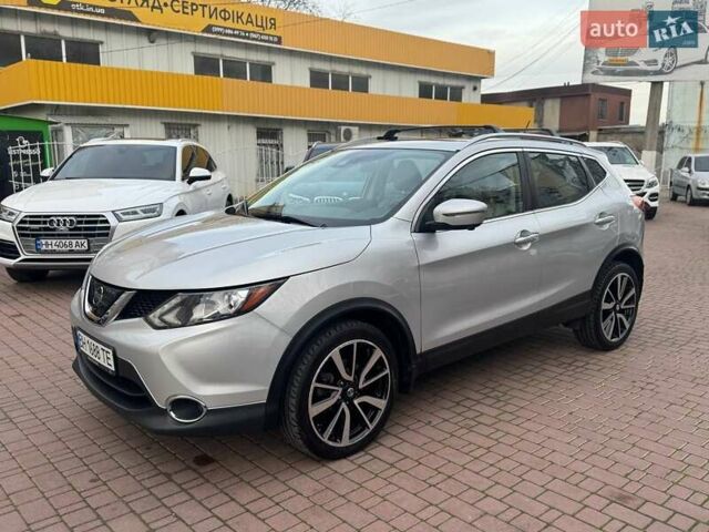 Серый Ниссан Rogue Sport, объемом двигателя 2 л и пробегом 83 тыс. км за 14500 $, фото 1 на Automoto.ua