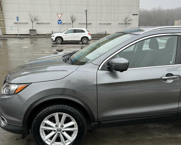 Сірий Ніссан Rogue Sport, об'ємом двигуна 2 л та пробігом 152 тис. км за 14900 $, фото 23 на Automoto.ua