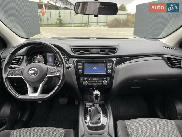 Сірий Ніссан Rogue Sport, об'ємом двигуна 2 л та пробігом 162 тис. км за 15200 $, фото 9 на Automoto.ua