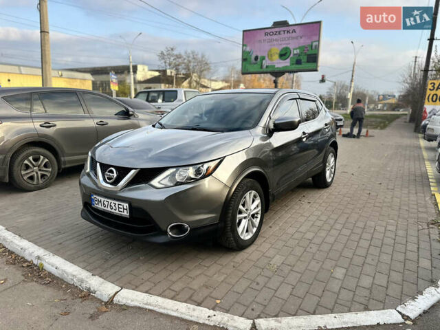 Серый Ниссан Rogue Sport, объемом двигателя 2 л и пробегом 65 тыс. км за 13000 $, фото 1 на Automoto.ua