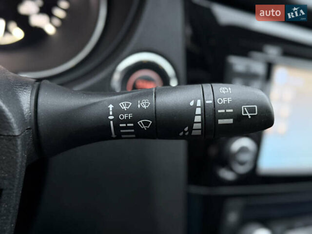 Сірий Ніссан Rogue Sport, об'ємом двигуна 2 л та пробігом 60 тис. км за 17500 $, фото 58 на Automoto.ua