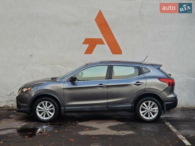 Сірий Ніссан Rogue Sport, об'ємом двигуна 2 л та пробігом 111 тис. км за 13490 $, фото 21 на Automoto.ua