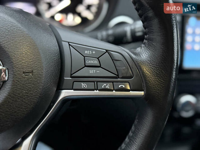 Сірий Ніссан Rogue Sport, об'ємом двигуна 2 л та пробігом 60 тис. км за 17500 $, фото 57 на Automoto.ua