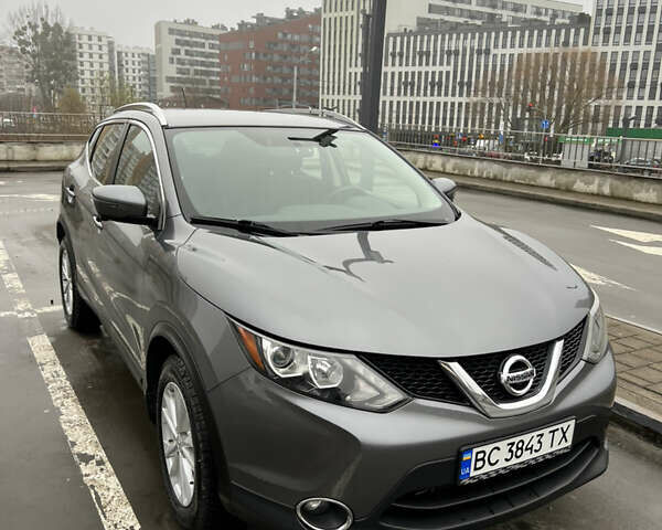 Сірий Ніссан Rogue Sport, об'ємом двигуна 2 л та пробігом 152 тис. км за 14900 $, фото 5 на Automoto.ua
