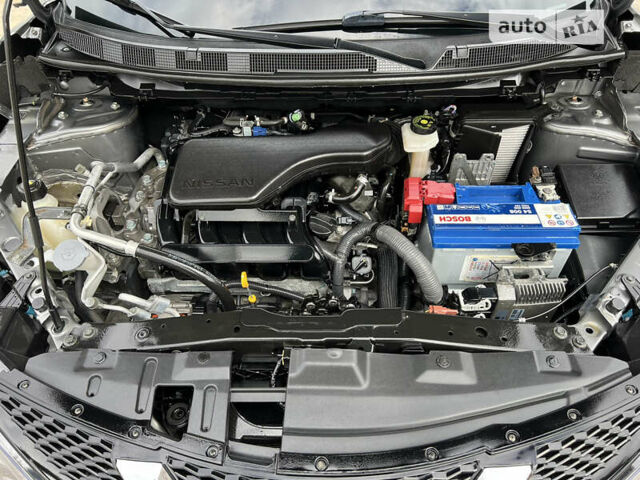 Сірий Ніссан Rogue Sport, об'ємом двигуна 2 л та пробігом 84 тис. км за 16350 $, фото 26 на Automoto.ua