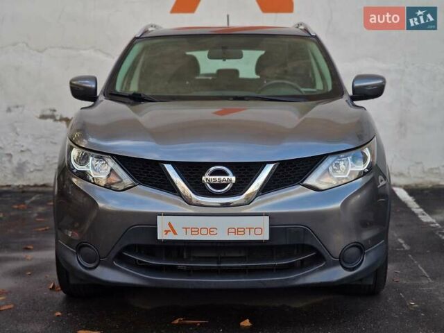 Сірий Ніссан Rogue Sport, об'ємом двигуна 2 л та пробігом 111 тис. км за 13490 $, фото 2 на Automoto.ua