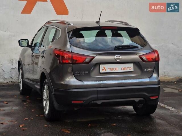 Сірий Ніссан Rogue Sport, об'ємом двигуна 2 л та пробігом 111 тис. км за 13490 $, фото 40 на Automoto.ua