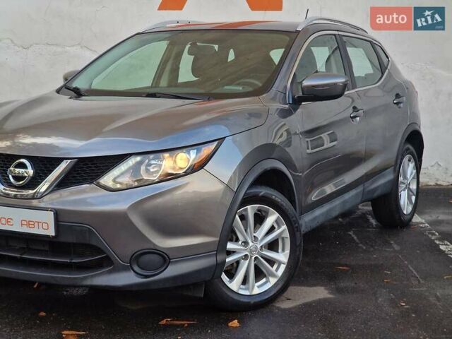 Сірий Ніссан Rogue Sport, об'ємом двигуна 2 л та пробігом 111 тис. км за 13490 $, фото 10 на Automoto.ua