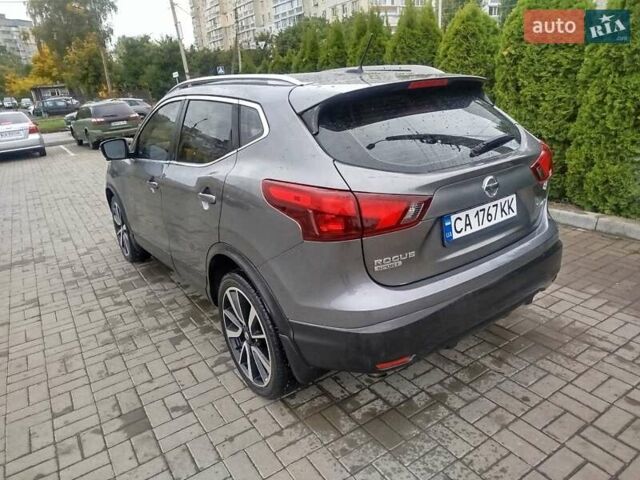 Серый Ниссан Rogue Sport, объемом двигателя 2 л и пробегом 98 тыс. км за 15300 $, фото 9 на Automoto.ua