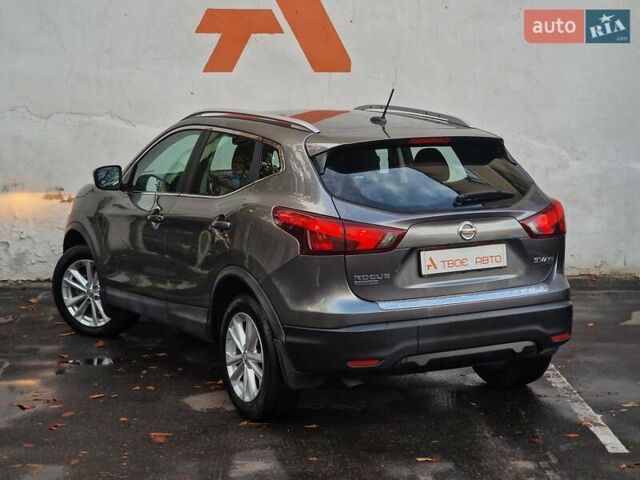 Сірий Ніссан Rogue Sport, об'ємом двигуна 2 л та пробігом 111 тис. км за 13490 $, фото 26 на Automoto.ua