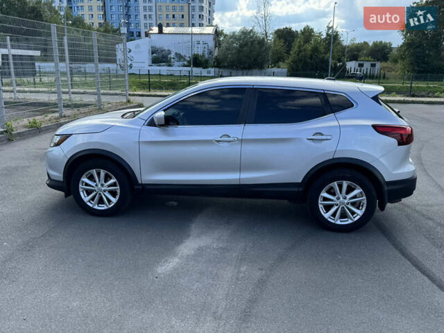 Серый Ниссан Rogue Sport, объемом двигателя 2 л и пробегом 76 тыс. км за 14000 $, фото 9 на Automoto.ua