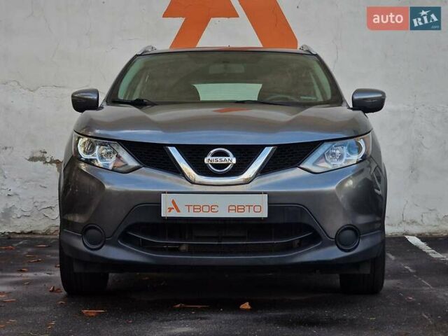 Сірий Ніссан Rogue Sport, об'ємом двигуна 2 л та пробігом 111 тис. км за 13490 $, фото 4 на Automoto.ua