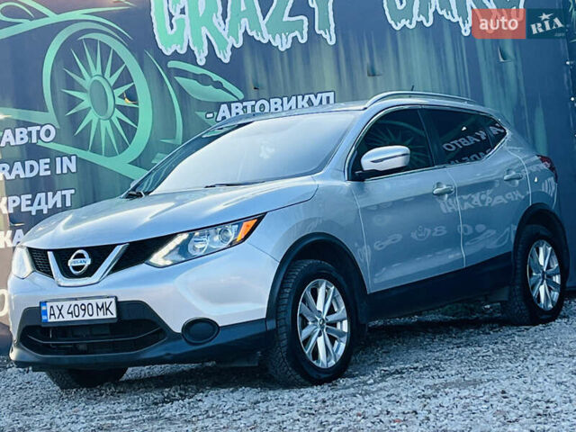 Серый Ниссан Rogue Sport, объемом двигателя 2 л и пробегом 103 тыс. км за 14200 $, фото 2 на Automoto.ua