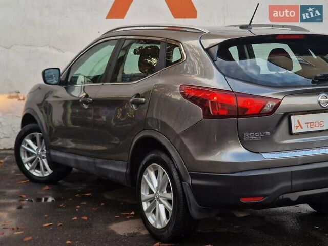 Сірий Ніссан Rogue Sport, об'ємом двигуна 2 л та пробігом 111 тис. км за 13490 $, фото 28 на Automoto.ua