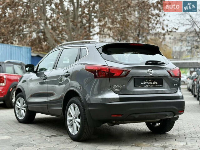Сірий Ніссан Rogue Sport, об'ємом двигуна 2 л та пробігом 60 тис. км за 17500 $, фото 34 на Automoto.ua