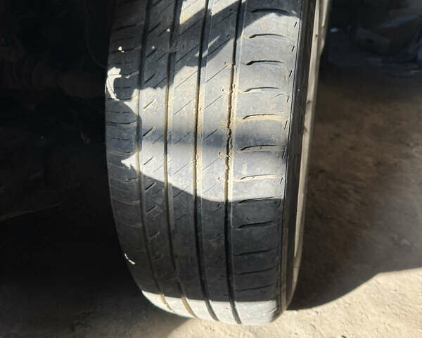 Серый Ниссан Rogue Sport, объемом двигателя 2 л и пробегом 63 тыс. км за 8000 $, фото 22 на Automoto.ua