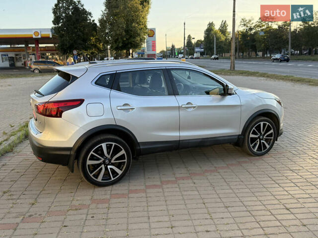 Серый Ниссан Rogue Sport, объемом двигателя 2 л и пробегом 125 тыс. км за 13800 $, фото 10 на Automoto.ua