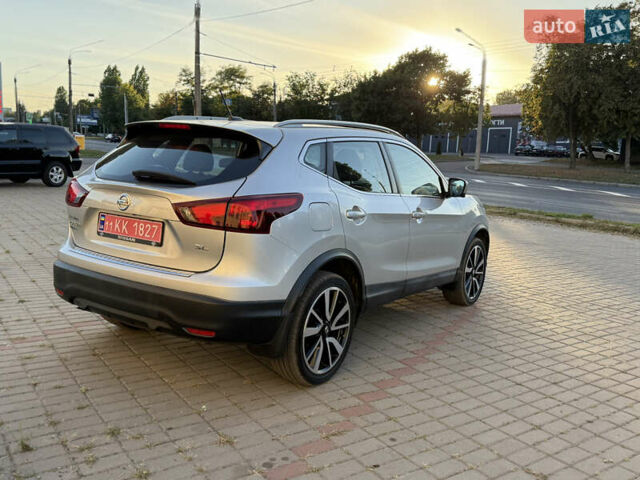Серый Ниссан Rogue Sport, объемом двигателя 2 л и пробегом 125 тыс. км за 13800 $, фото 9 на Automoto.ua