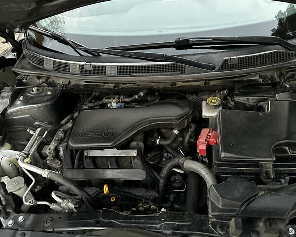 Сірий Ніссан Rogue Sport, об'ємом двигуна 2 л та пробігом 170 тис. км за 14500 $, фото 33 на Automoto.ua