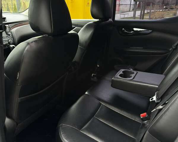 Серый Ниссан Rogue Sport, объемом двигателя 2 л и пробегом 61 тыс. км за 15500 $, фото 11 на Automoto.ua