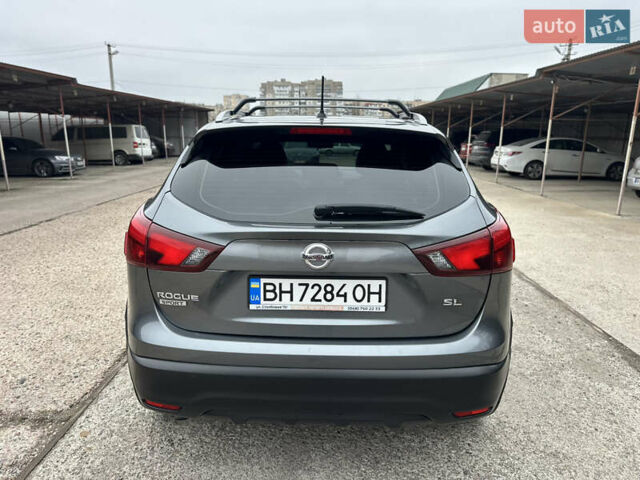 Сірий Ніссан Rogue Sport, об'ємом двигуна 2 л та пробігом 126 тис. км за 14300 $, фото 6 на Automoto.ua