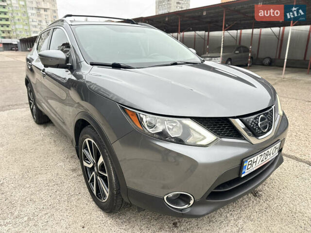 Сірий Ніссан Rogue Sport, об'ємом двигуна 2 л та пробігом 126 тис. км за 14300 $, фото 4 на Automoto.ua