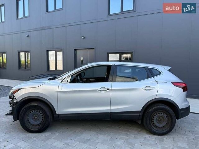 Сірий Ніссан Rogue Sport, об'ємом двигуна 2 л та пробігом 193 тис. км за 9500 $, фото 14 на Automoto.ua