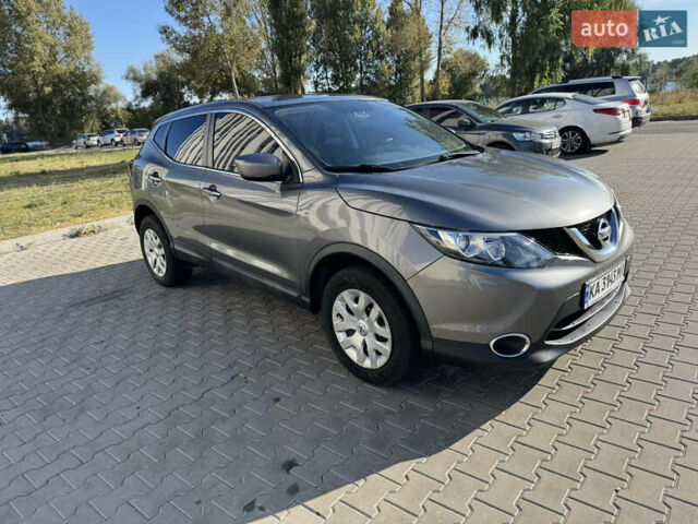 Серый Ниссан Rogue Sport, объемом двигателя 2 л и пробегом 120 тыс. км за 14799 $, фото 19 на Automoto.ua