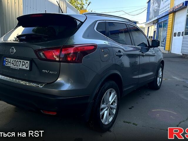 Сірий Ніссан Rogue Sport, об'ємом двигуна 2 л та пробігом 39 тис. км за 16000 $, фото 4 на Automoto.ua