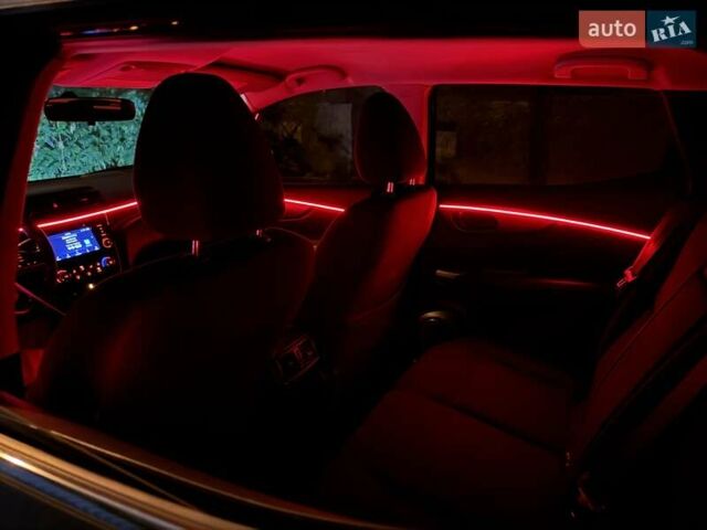Серый Ниссан Rogue Sport, объемом двигателя 2 л и пробегом 115 тыс. км за 16800 $, фото 22 на Automoto.ua