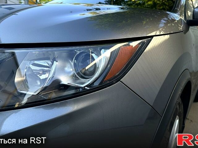 Сірий Ніссан Rogue Sport, об'ємом двигуна 2 л та пробігом 39 тис. км за 16000 $, фото 2 на Automoto.ua