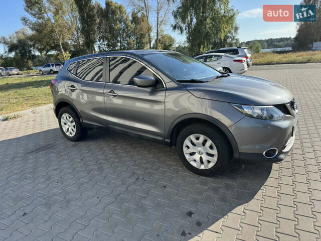 Серый Ниссан Rogue Sport, объемом двигателя 2 л и пробегом 120 тыс. км за 14799 $, фото 18 на Automoto.ua