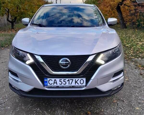 Серый Ниссан Rogue Sport, объемом двигателя 2 л и пробегом 83 тыс. км за 14800 $, фото 3 на Automoto.ua