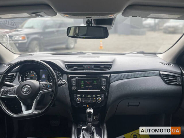 Сірий Ніссан Rogue Sport, об'ємом двигуна 2 л та пробігом 101 тис. км за 19500 $, фото 11 на Automoto.ua