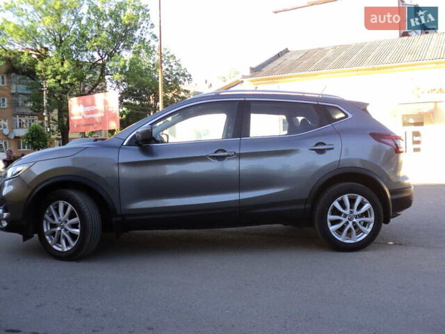 Серый Ниссан Rogue Sport, объемом двигателя 2 л и пробегом 65 тыс. км за 16100 $, фото 7 на Automoto.ua