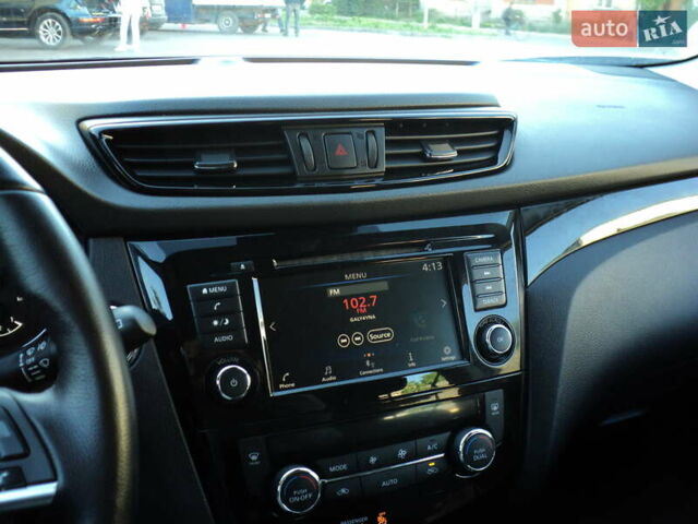 Серый Ниссан Rogue Sport, объемом двигателя 2 л и пробегом 65 тыс. км за 16100 $, фото 11 на Automoto.ua