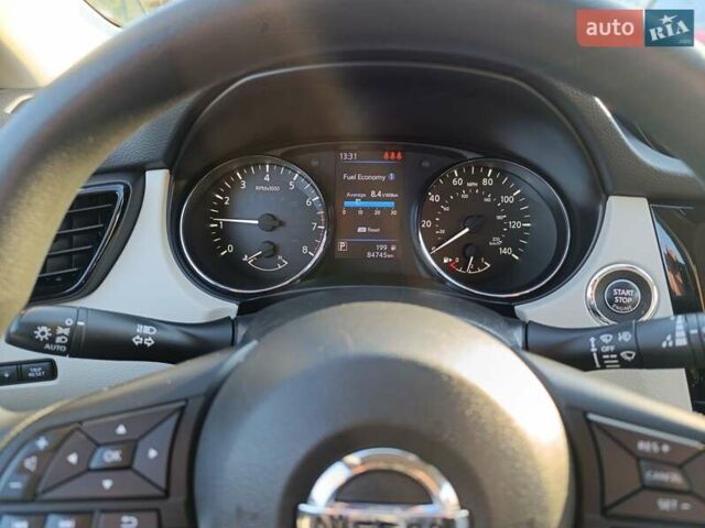 Серый Ниссан Rogue Sport, объемом двигателя 2 л и пробегом 85 тыс. км за 15450 $, фото 28 на Automoto.ua