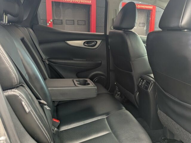 Серый Ниссан Rogue Sport, объемом двигателя 2 л и пробегом 91 тыс. км за 17500 $, фото 12 на Automoto.ua