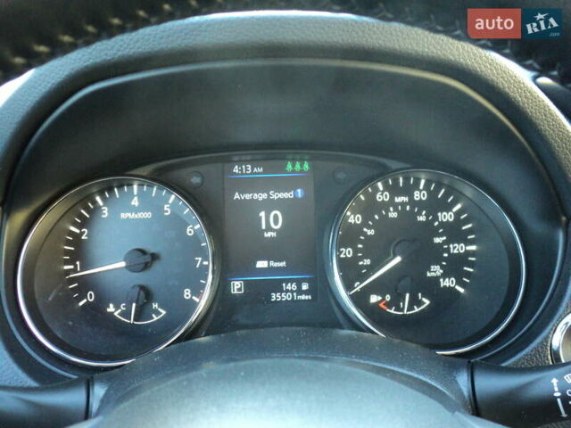 Серый Ниссан Rogue Sport, объемом двигателя 2 л и пробегом 65 тыс. км за 16100 $, фото 10 на Automoto.ua