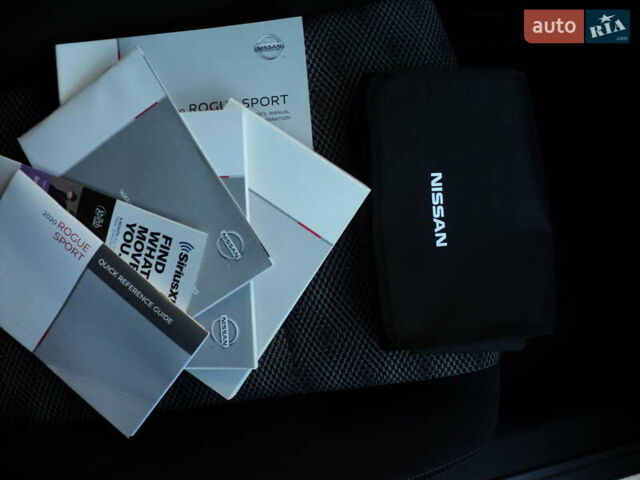Серый Ниссан Rogue Sport, объемом двигателя 2 л и пробегом 65 тыс. км за 16100 $, фото 26 на Automoto.ua