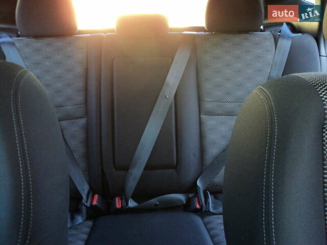 Серый Ниссан Rogue Sport, объемом двигателя 2 л и пробегом 65 тыс. км за 16100 $, фото 17 на Automoto.ua